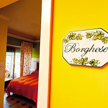 Frühstückspension Passeggiate Romane 4*