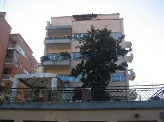 Passeggiate Romane Bed and Breakfast Ρώμη