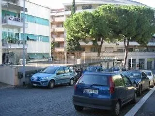 Passeggiate Romane Bed and Breakfast Ρώμη