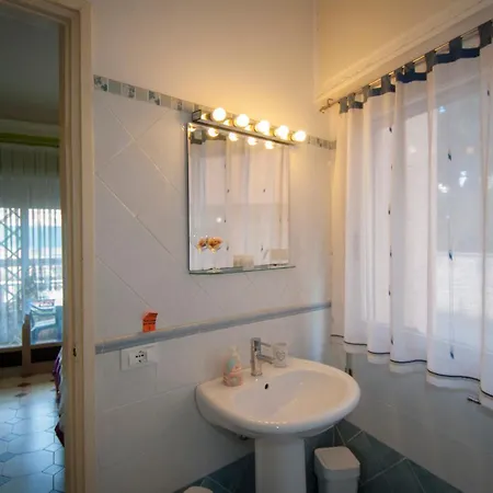 Passeggiate Romane Bed & Breakfast 4*