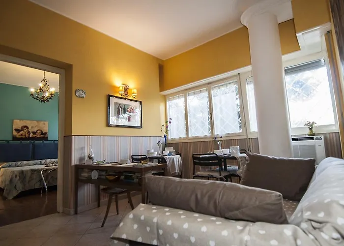 Bed & Breakfast Passeggiate Romane 4*