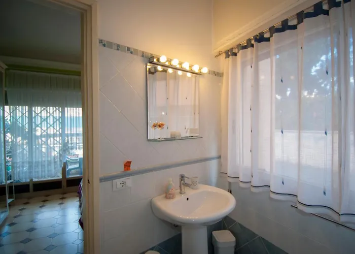 Passeggiate Romane فندق مبيت وإفطار 4*