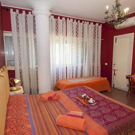 Passeggiate Romane Bed & Breakfast