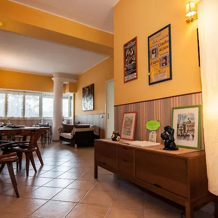 Alojamento de Acomodação e Pequeno-almoço Passeggiate Romane 4*